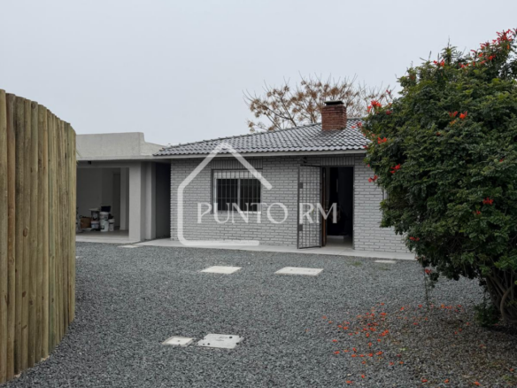 Muy Linda Casa A Metros Del Mar, Impecable Y Lista Para Entrar 2 Dormitorios Shangrila (ID A-127)