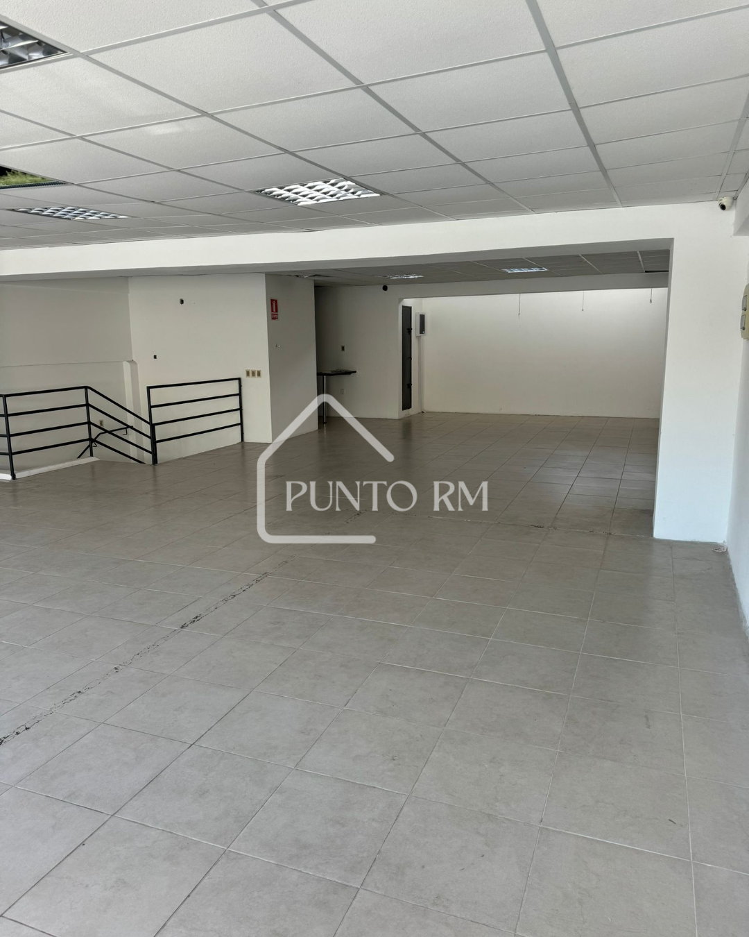 Local comercial/industrial proximo a La Comercial (ID A-126)