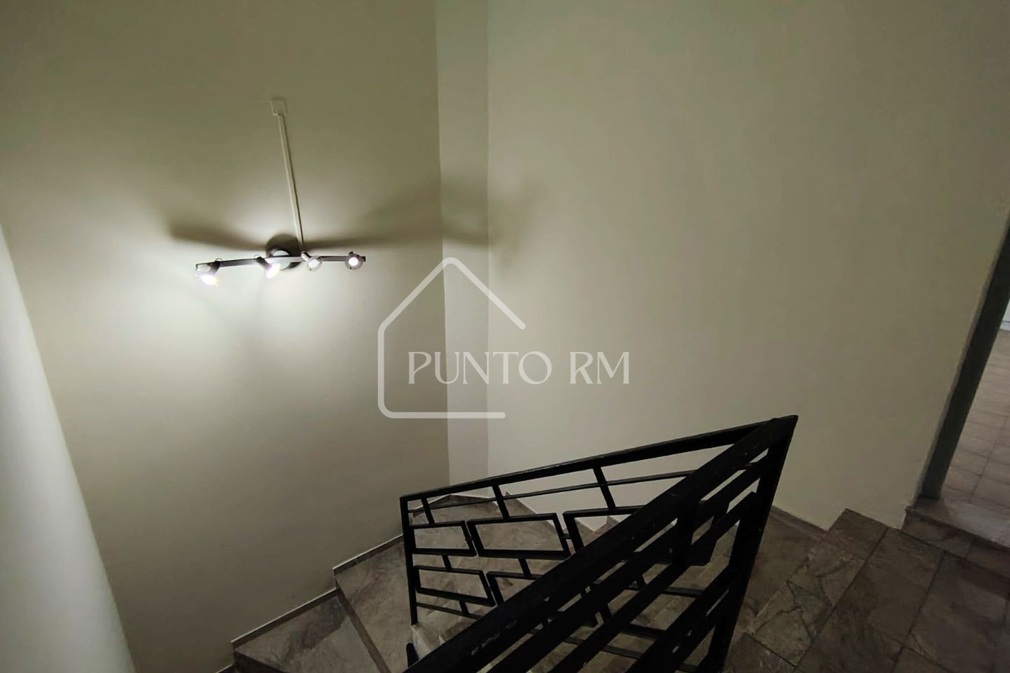 Tipo casa de altos 2 dormitorios (Alquilada ID A-101)
