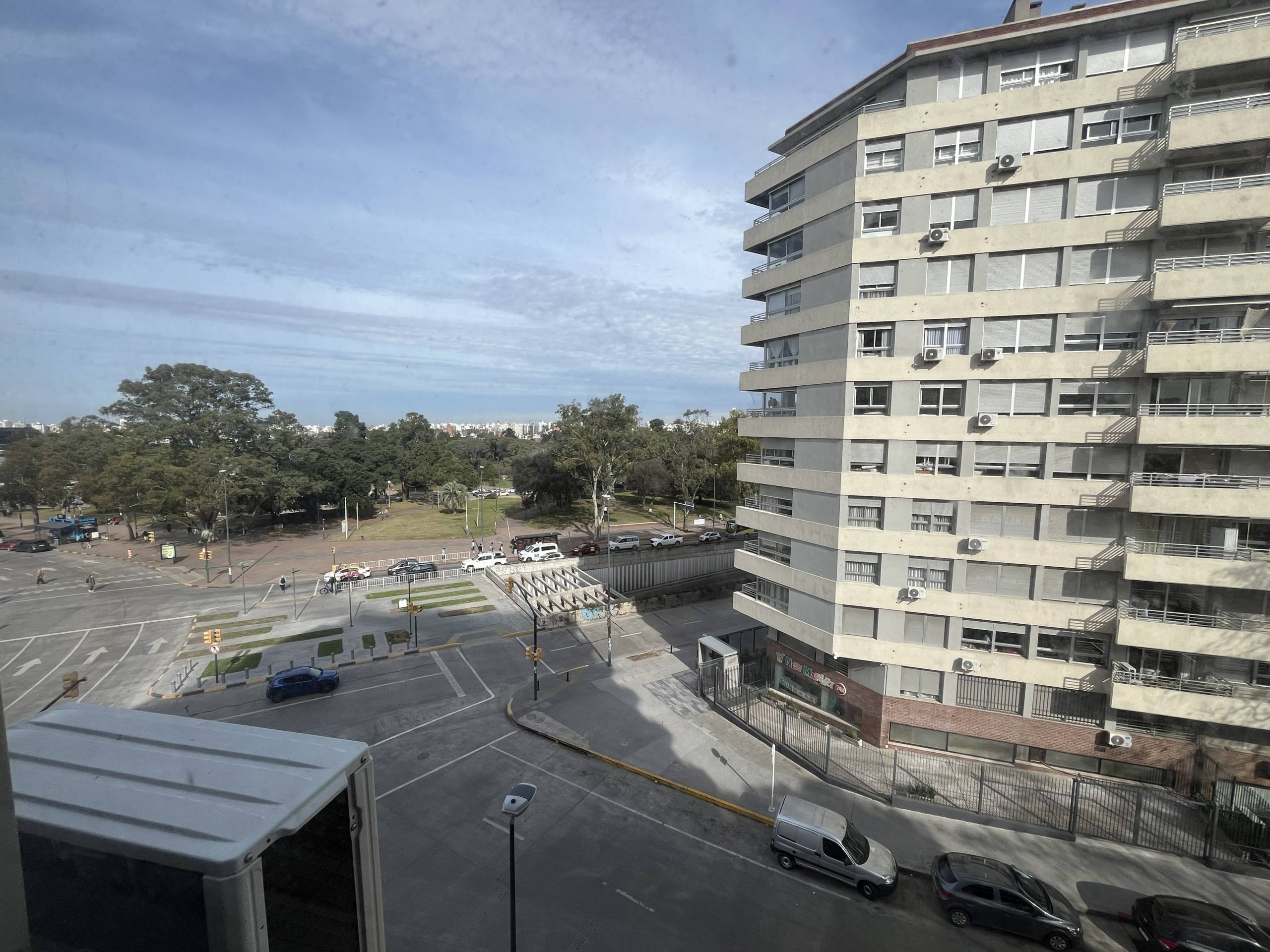 Apartamento 3 dormitorios Av Italia y Av Garibaldi (ID A-119)