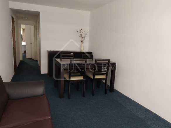 Apartamento con muebles a mts de la rbla (ID A-112)