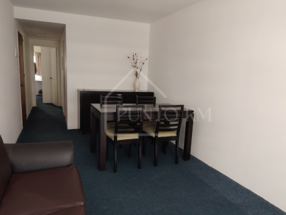 Apartamento con muebles a mts de la rbla (ID A-112)