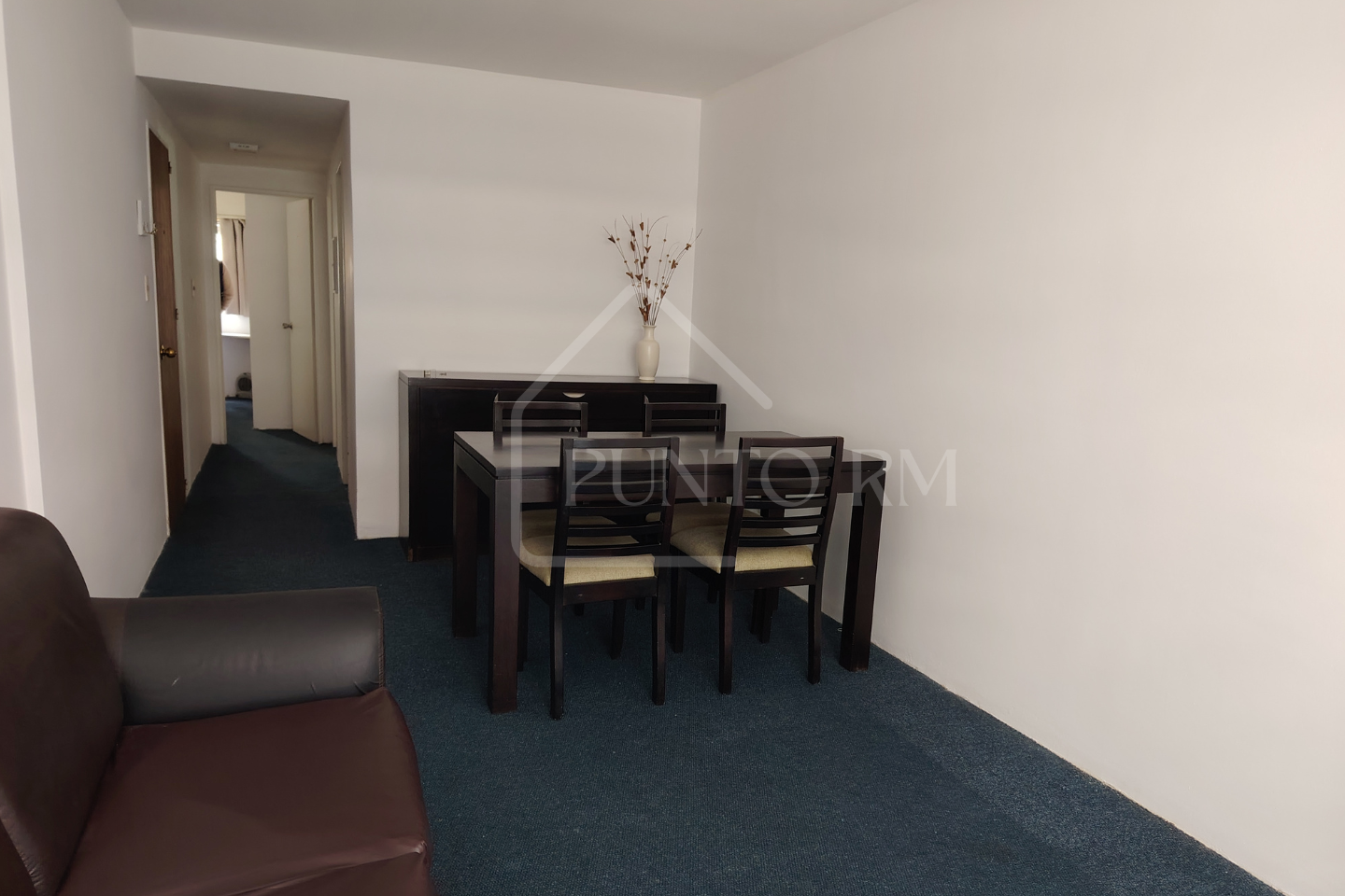 Apartamento con muebles a mts de la rbla (ID A-112)